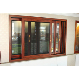 木鋁交融，智造未來——中式木鋁門窗與斷橋鋁門窗的現(xiàn)代演繹